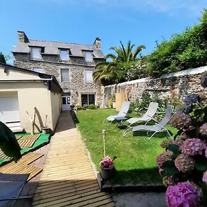 https://le-cocon-de-matignon-maison-bretonne-avec-spa.inbrittany.com