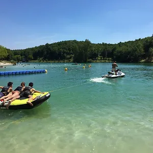 Montaigu Plage , Montaigu-de-Quercy France